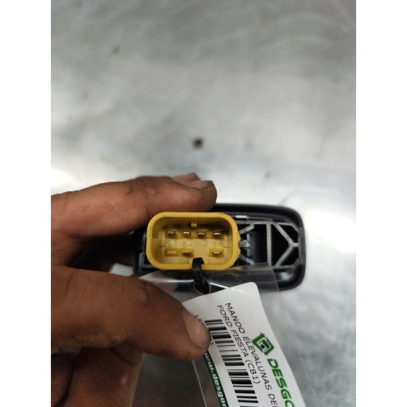 Recambio de mando elevalunas delantero derecho para ford fiesta (cb1) 1.25 16v cat referencia OEM IAM 8a6t14529-aak808x - Granate 3