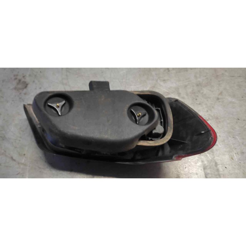 Recambio de piloto trasero derecho para peugeot 306 berlina 3/5 puertas (s1) open referencia OEM IAM 2