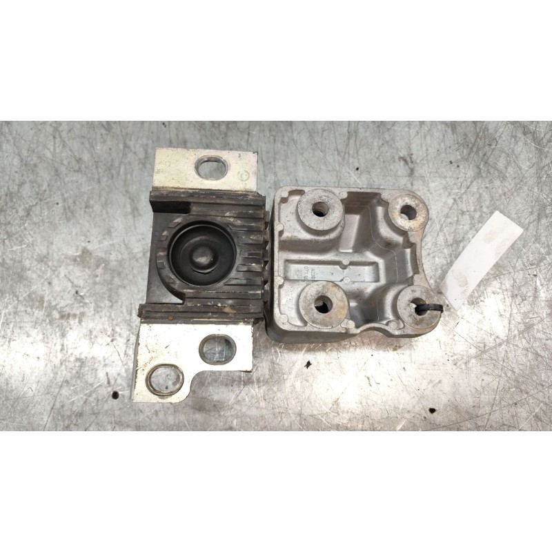 Recambio de soporte motor izquierdo para peugeot boxer furgoneta 2.0 bluehdi 130 referencia OEM IAM 01380043080 - Blanco 2