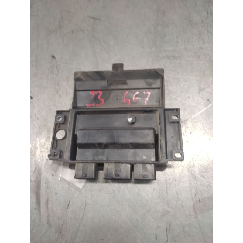 Recambio de centralita motor uce para renault megane ii classic berlina confort authentique referencia OEM IAM 8200334419  82004 2