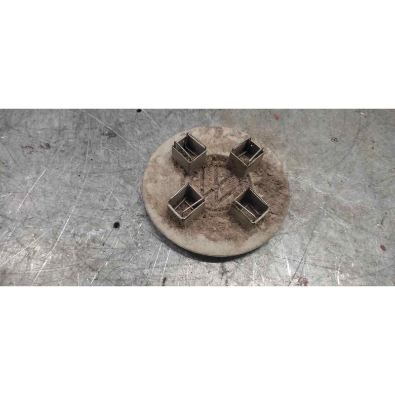 Recambio de tapacubos para volkswagen golf iii berlina (1h1) cl referencia OEM IAM 3A0601149A 17.50CM 2