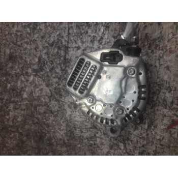 Recambio de alternador para aixam 400 -- referencia OEM IAM 1758064012 1012111290 DENSO