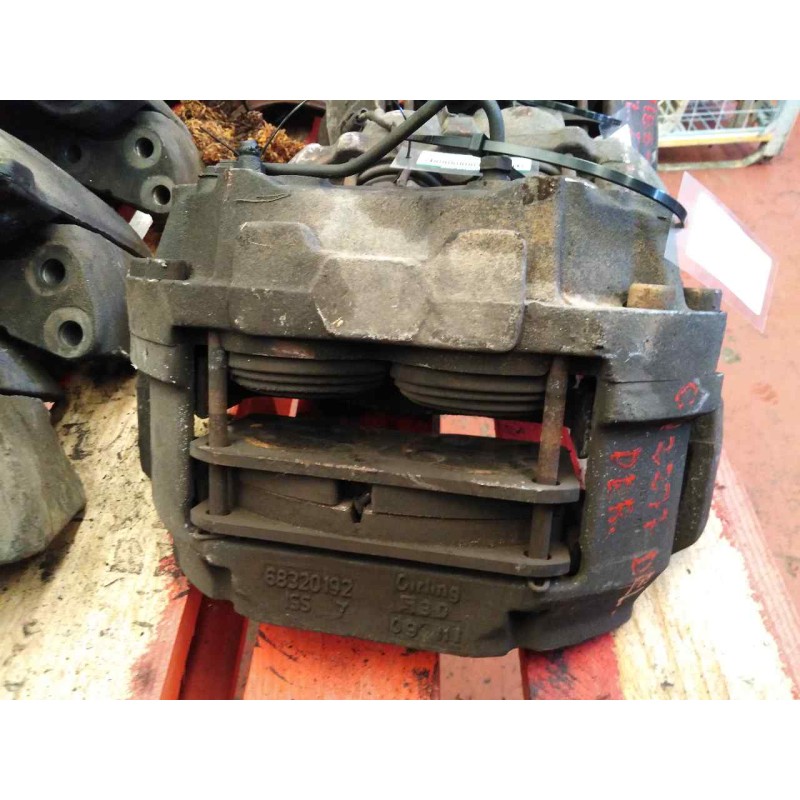 Recambio de pinza freno delantera derecha para nissan trucks atleon 165 referencia OEM IAM 68320756 68320192 