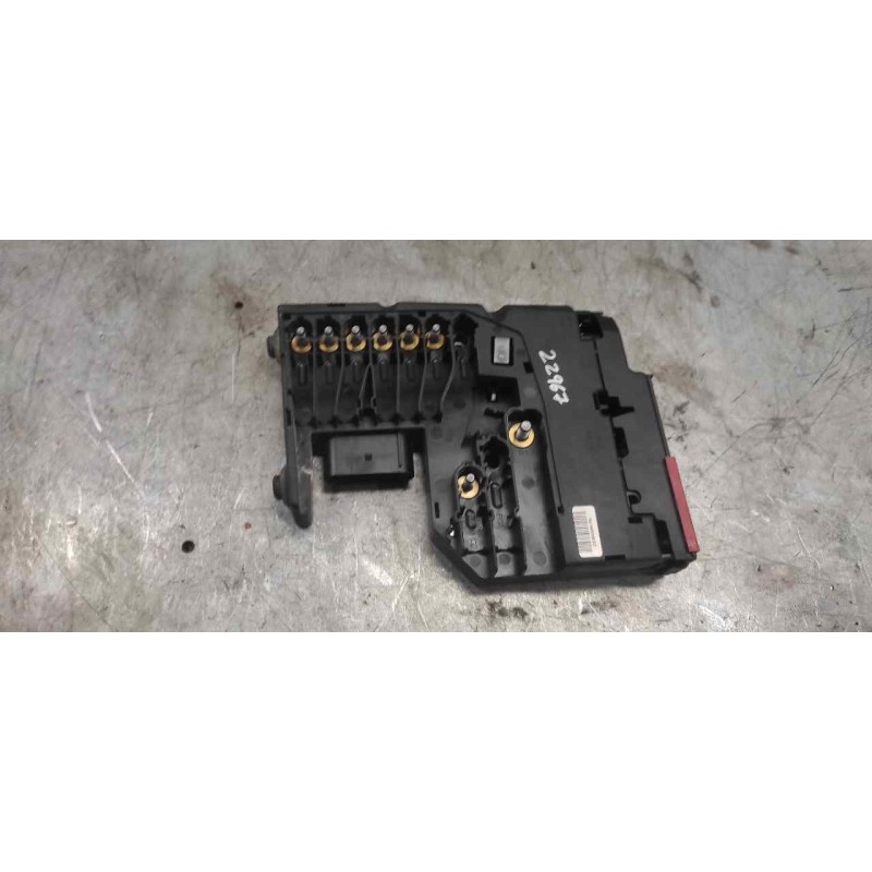 Recambio de caja reles / fusibles para mercedes-benz clase e (w212) lim. e 200 cdi blueefficiency (212.005) referencia OEM IAM - Blanco 3