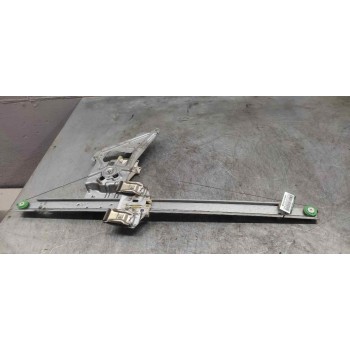 ELEVALUNAS DELANTERO DERECHO A9067200146RH 