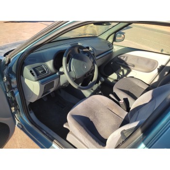 renault clio ii fase ii (b/cb0) del año 2004