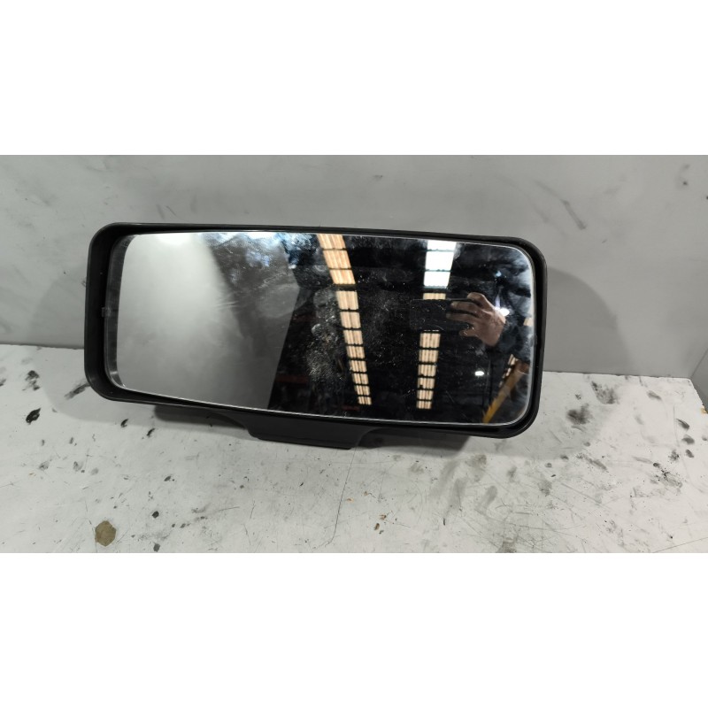 Recambio de retrovisor derecho para renault magnum ab 2005 12.8 diesel referencia OEM IAM 5001873671  