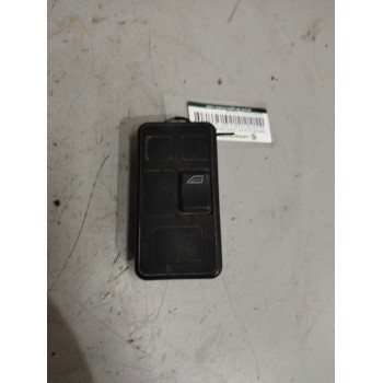 MANDO ELEVALUNAS DELANTERO DERECHO 3944083 