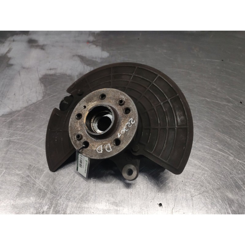 Recambio de mangueta delantera derecha para mercedes-benz clase m (w163) 400 cdi (163.128) referencia OEM IAM   