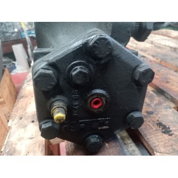 Recambio de caja direccion para volvo touring b7r autobus referencia OEM IAM 21824459  8098956183