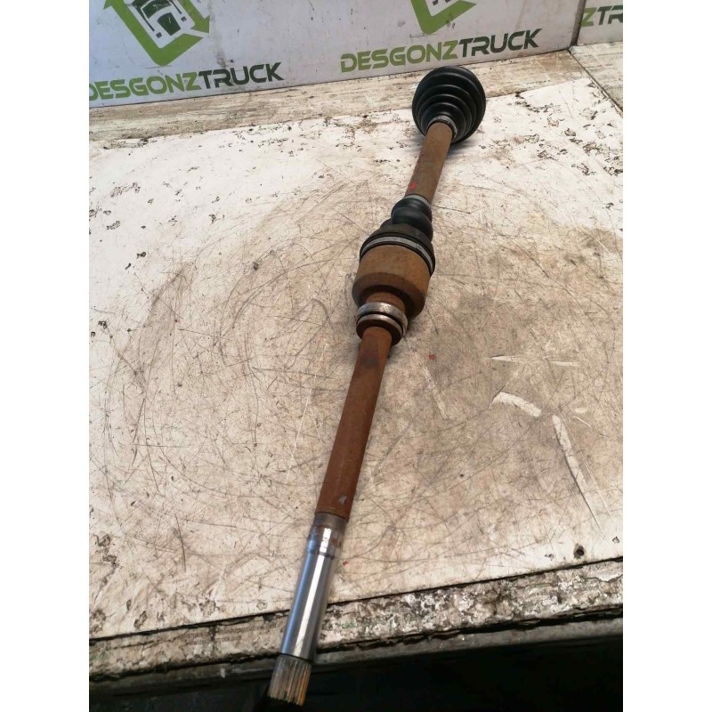 Recambio de transmision delantera derecha para peugeot 206 berlina xt referencia OEM IAM - Blanco 2