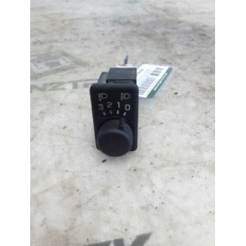Recambio de boton regulacion de faros para nissan trucks atleon 35.15 referencia OEM IAM   