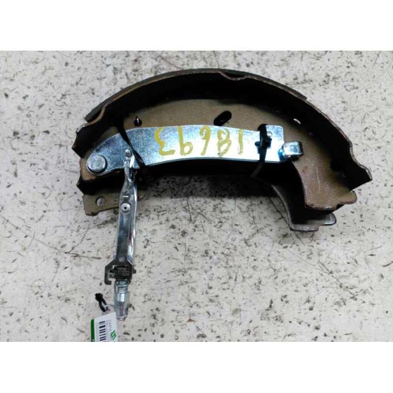 Recambio de zapatas de freno traseras para peugeot expert kasten komfort confort acristalato referencia OEM IAM  DERECHA 3