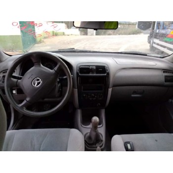 mazda 626 berlina (gf) del año 2000