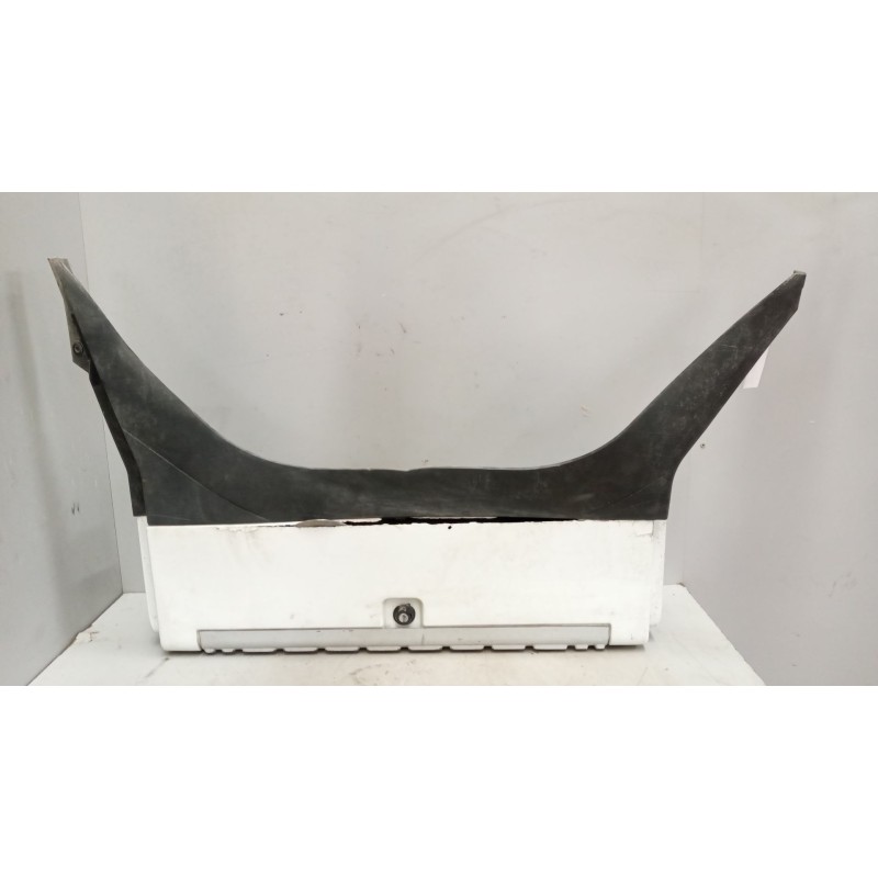Recambio de paso rueda delantero izquierdo para renault magnum ab diesel referencia OEM IAM 5010574321  5010574800