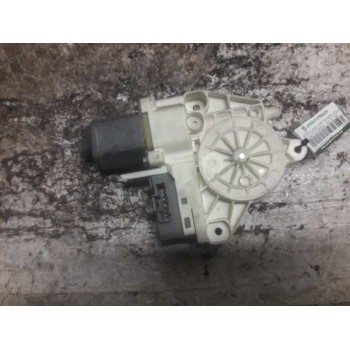 MOTOR ELEVALUNAS TRASERO IZQUIERDO 0130822201 6 PINS 