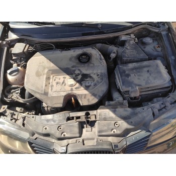 seat ibiza (6l1) del año 2004