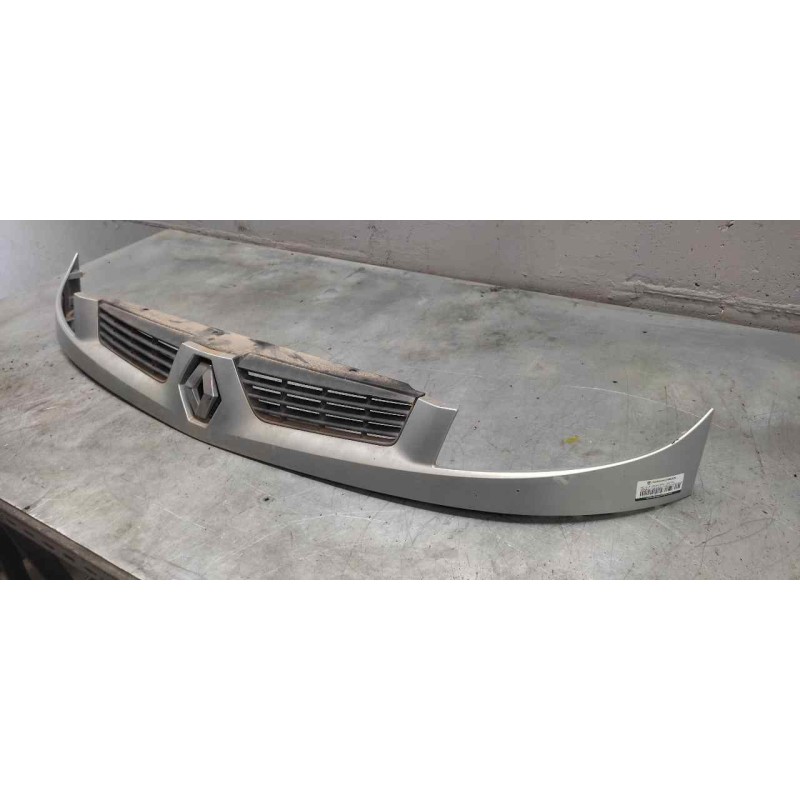 Recambio de rejilla delantera central para renault kangoo (f/kc0) authentique referencia OEM IAM - Gris 3