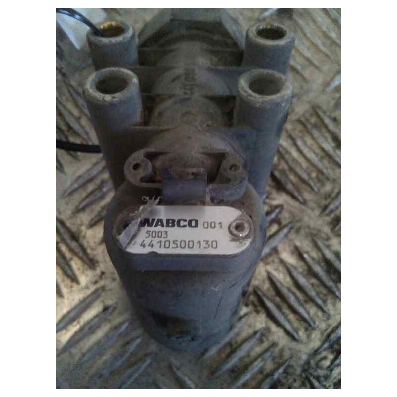 Recambio de valvula aire para renault midlum fg 220.14/c e3 cabina para dormir referencia OEM IAM 4410500130  ELECTRO VALVULA SE - Blanco 2