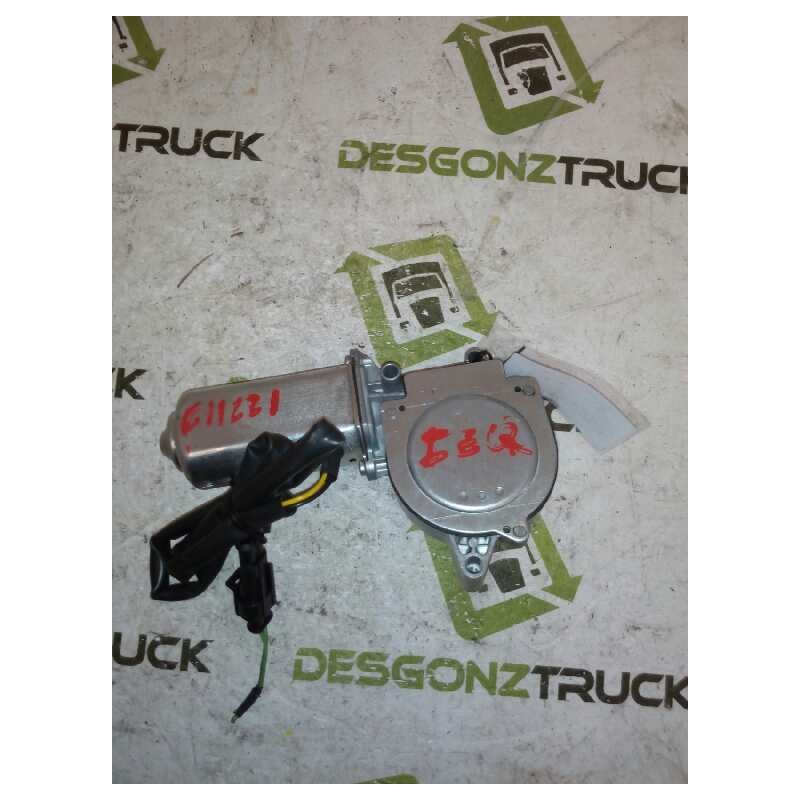 Recambio de motor elevalunas delantero izquierdo para iveco stralis (as) fsa t / fp lt 4x2 gran espacio referencia OEM IAM 21316 - Blanco