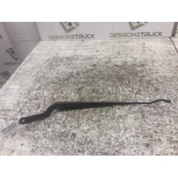 Recambio de brazo limpia delantero izquierdo para ford fiesta (cbk) ambiente referencia OEM IAM 2S6117526AC  