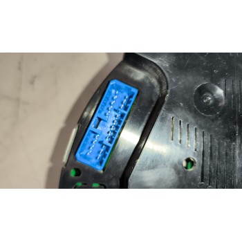 Recambio de cuadro instrumentos para iveco andecar iv 3 referencia OEM IAM 504101675 504046588 
