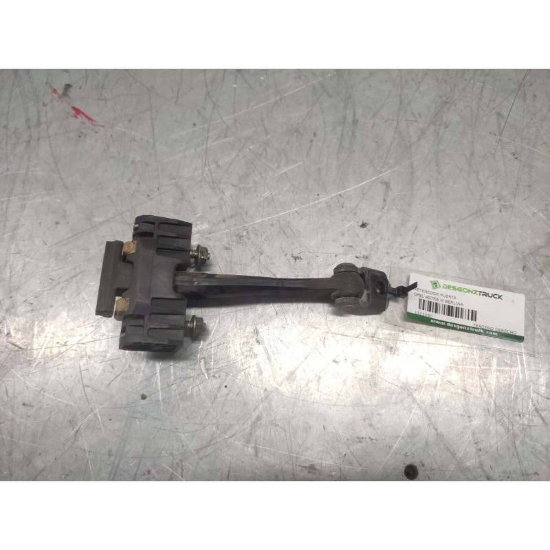 Recambio de retenedor puerta para opel astra h berlina 1.7 16v cdti referencia OEM IAM TRASERO DERECHO  