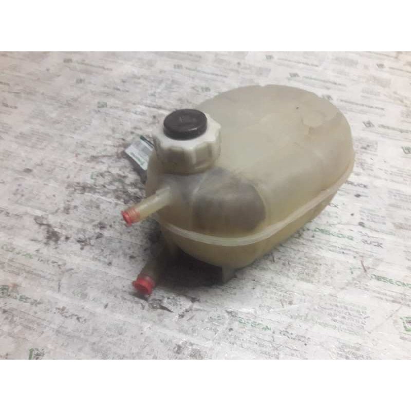 Recambio de deposito expansion para renault master combi desde '98 l2h2 komfort kb (6 sitze) rs 3578/2,8t referencia OEM IAM 770 - Blanco 2