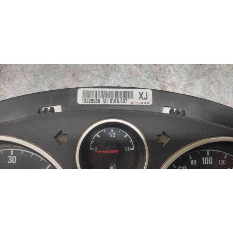 Recambio de cuadro instrumentos para opel zafira b cosmo referencia OEM IAM 13225988 - Gris 2