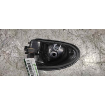 Recambio de maneta interior trasera izquierda para dacia logan laureate referencia OEM IAM 7700830078  