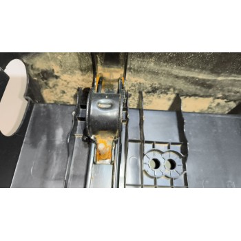Recambio de guardabarros trasero izquierdo para renault magnum ab diesel referencia OEM IAM   