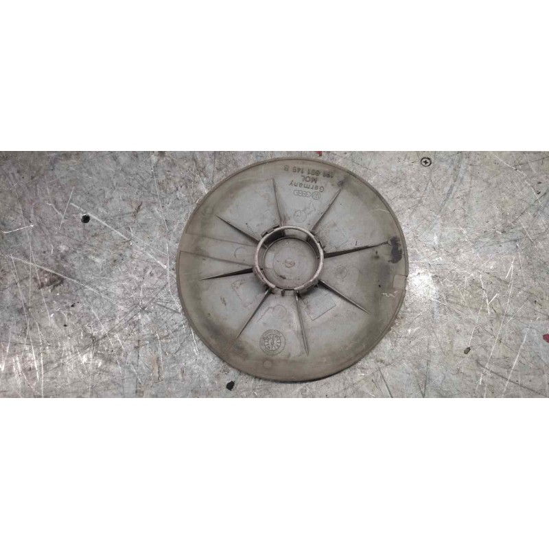 Recambio de tapacubos para volkswagen golf ii (191/193) gl referencia OEM IAM 191601149 17CM 2