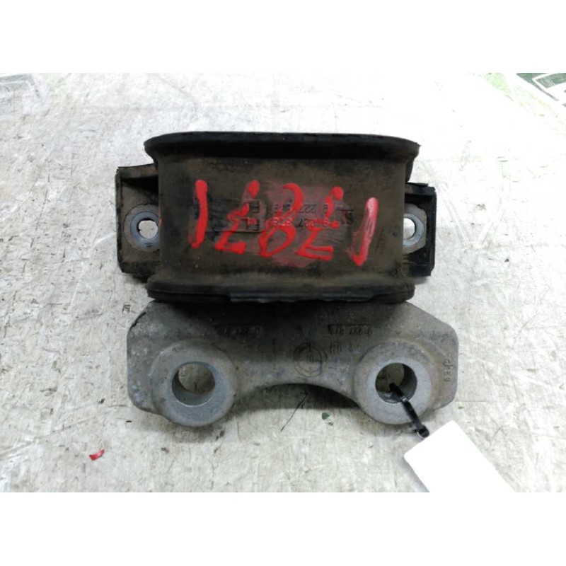 Recambio de soporte motor derecho para opel corsa c club referencia OEM IAM - Blanco 2