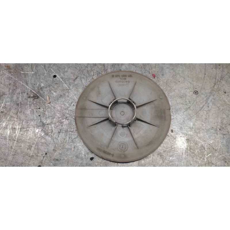Recambio de tapacubos para volkswagen golf ii (191/193) gl referencia OEM IAM 191601149 17CM 2