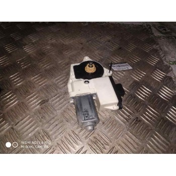 Recambio de motor elevalunas delantero izquierdo para man tgx 18.xxx referencia OEM IAM 81286016137  