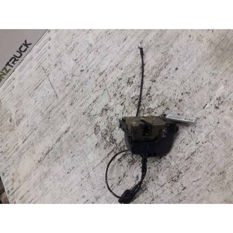 Recambio de cerradura puerta trasera izquierda para renault megane ii classic berlina confort authentique referencia OEM IAM 028 - Rojo 2
