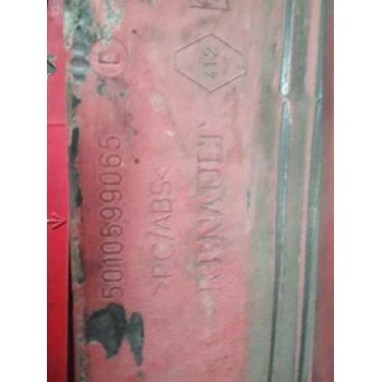 Recambio de peldaño izquierdo para renault magnum ab 2005 12.8 diesel referencia OEM IAM 5010574327  