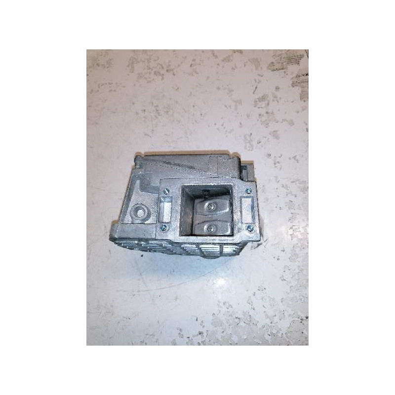 Recambio de caudalimetro para opel kadett e 1.6 referencia OEM IAM 0280000605 90281820 15 PINS 3