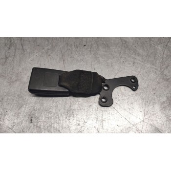 Recambio de enganche cinturon trasero izquierdo para mercedes-benz clase b (w245) 180 cdi (245.207) referencia OEM IAM 401266978