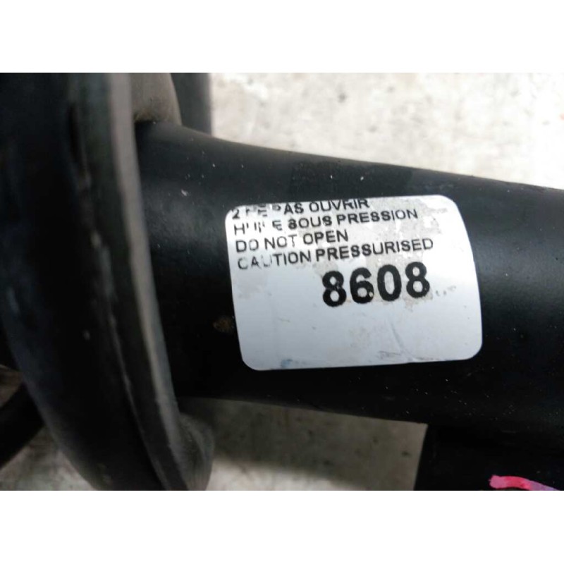 Recambio de amortiguador delantero izquierdo para peugeot 206 berlina x-line referencia OEM IAM 3
