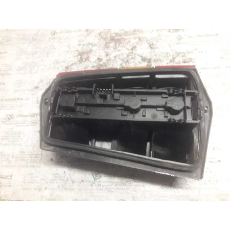 Recambio de piloto trasero izquierdo para seat marbella ce referencia OEM IAM  5 PINS - Rojo 3