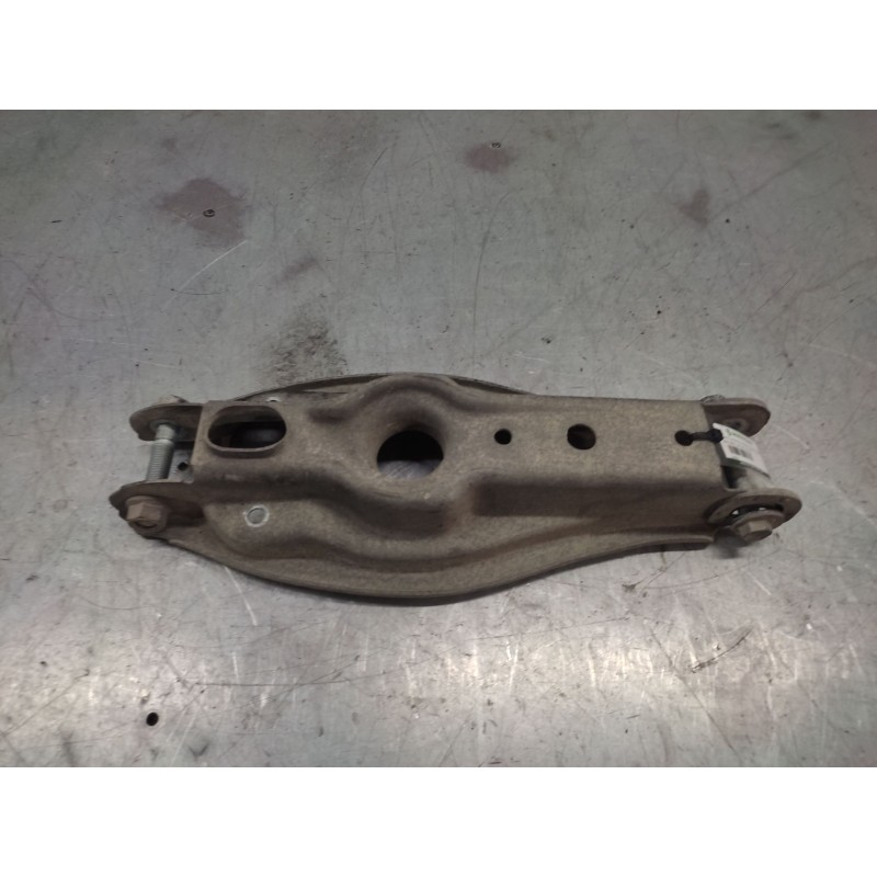 Recambio de brazo suspension inferior trasero izquierdo para bmw serie 1 berlina (e81/e87) 120d referencia OEM IAM   
