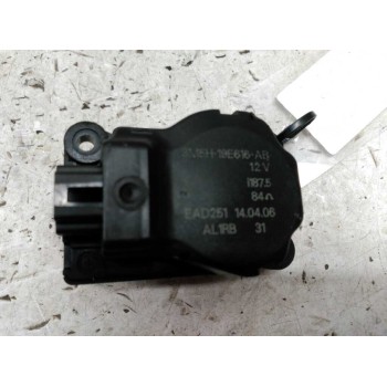 Recambio de motor regulador climatizacion para ford focus sportbreak (cap) ghia referencia OEM IAM  EAD251 