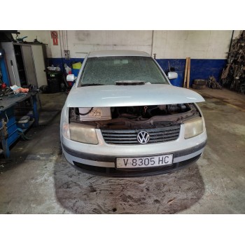 volkswagen passat berlina (3b2) del año 1996