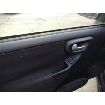 opel corsa c del año 2004