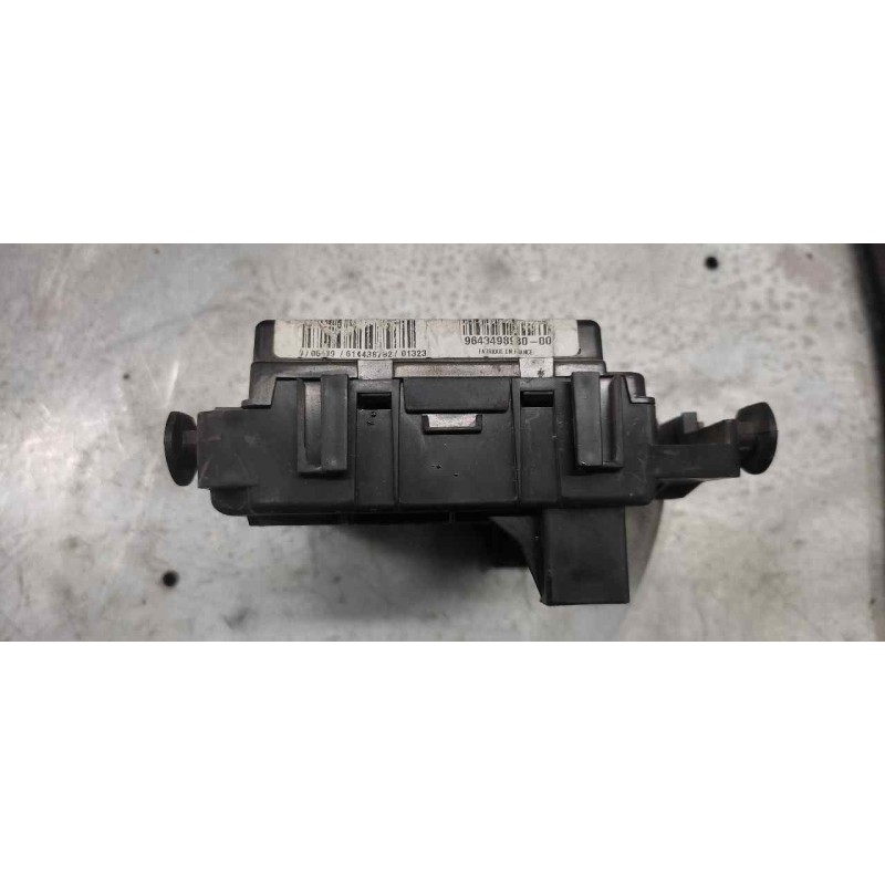 Recambio de caja reles / fusibles para peugeot 206 berlina xr referencia OEM IAM 9643498980 S118170002D 2
