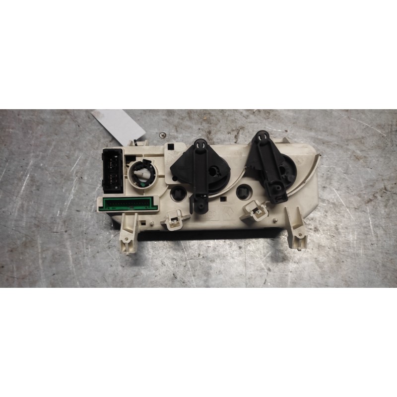 Recambio de mando calefaccion / aire acondicionado para renault clio ii fase ii (b/cb0) alize referencia OEM IAM 2