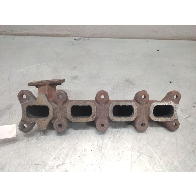 Recambio de colector escape para iveco daily combi 2.3 diesel cat referencia OEM IAM 500376624TI 2