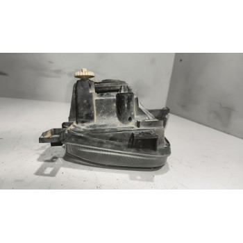 Recambio de faro izquierdo para nissan cabstar e cabina doble cabina doble referencia OEM IAM 260609X205  