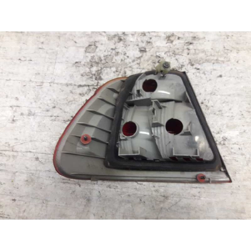 Recambio de piloto trasero derecho para bmw serie 3 berlina (e46) 320i referencia OEM IAM 230012 2